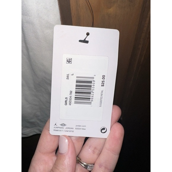 Jordan Big Girls Logo Read Boxy Short Sleeve Tee Sail Size Large - Picture 3 of 4